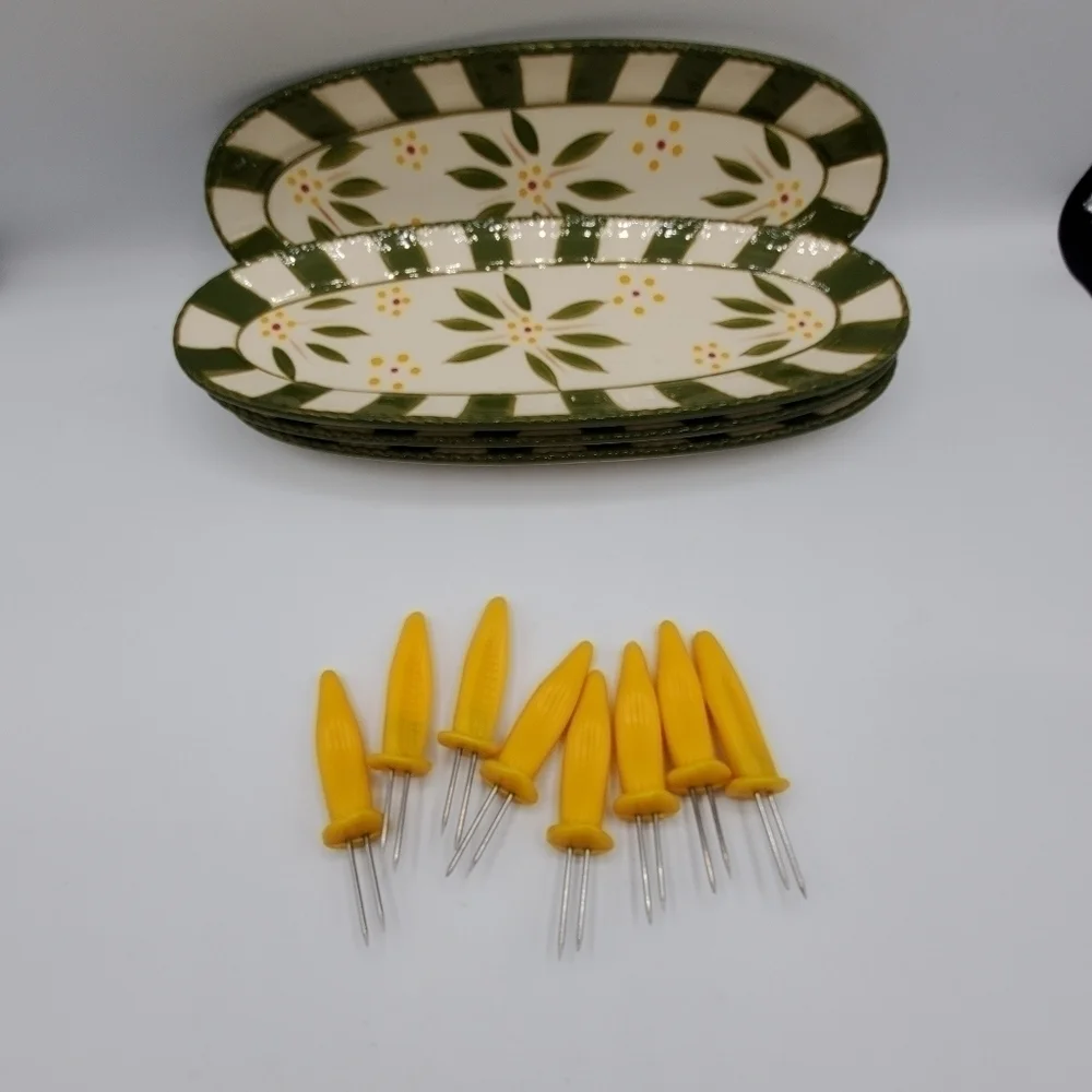 Temptations Old World Corn on the Cob Oval Plates with Skewers‎